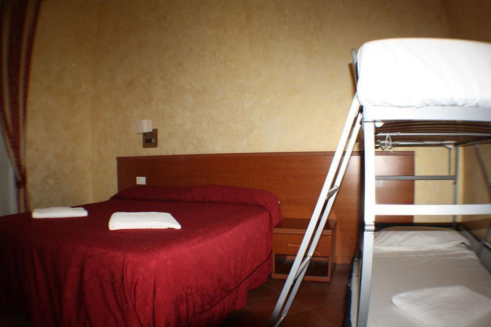 Toffa Place In 2* Roma